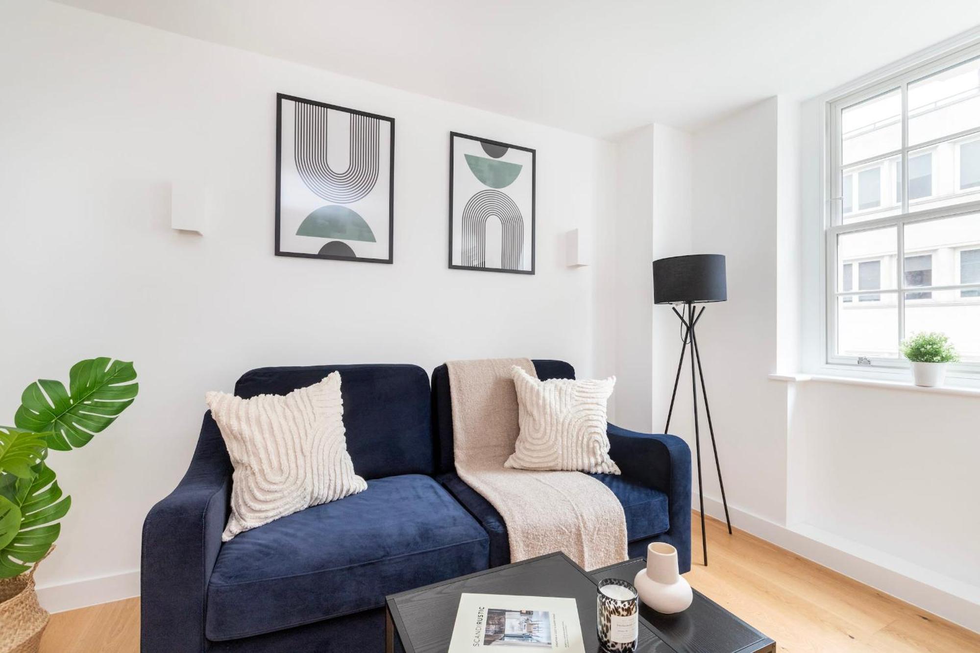 Fitzrovia With Balcony - Cityapartmentstay London Exterior photo